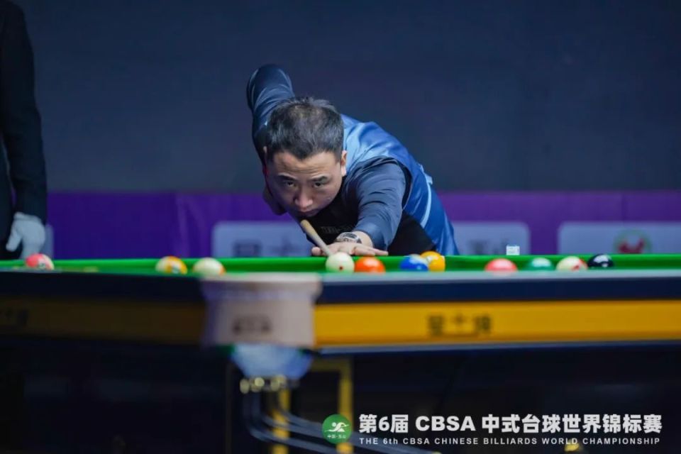 在其职业早 在其职业早