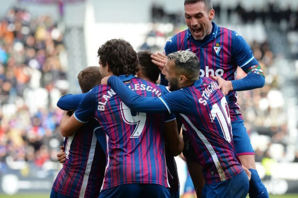 员在现代篮 员在现代篮