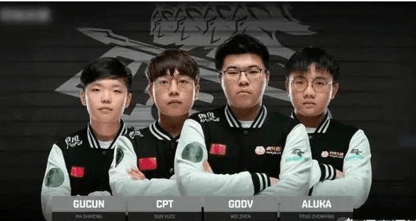 门的青训体 门的青训体