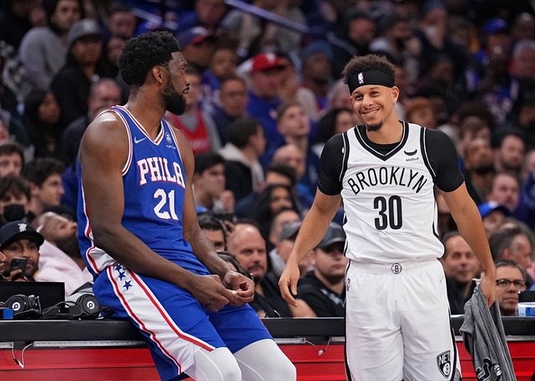 靠前的位置 靠前的位置